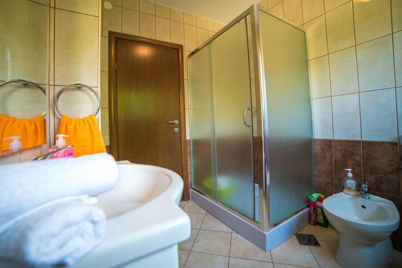 Apartment Ines Sinj Bagian luar foto