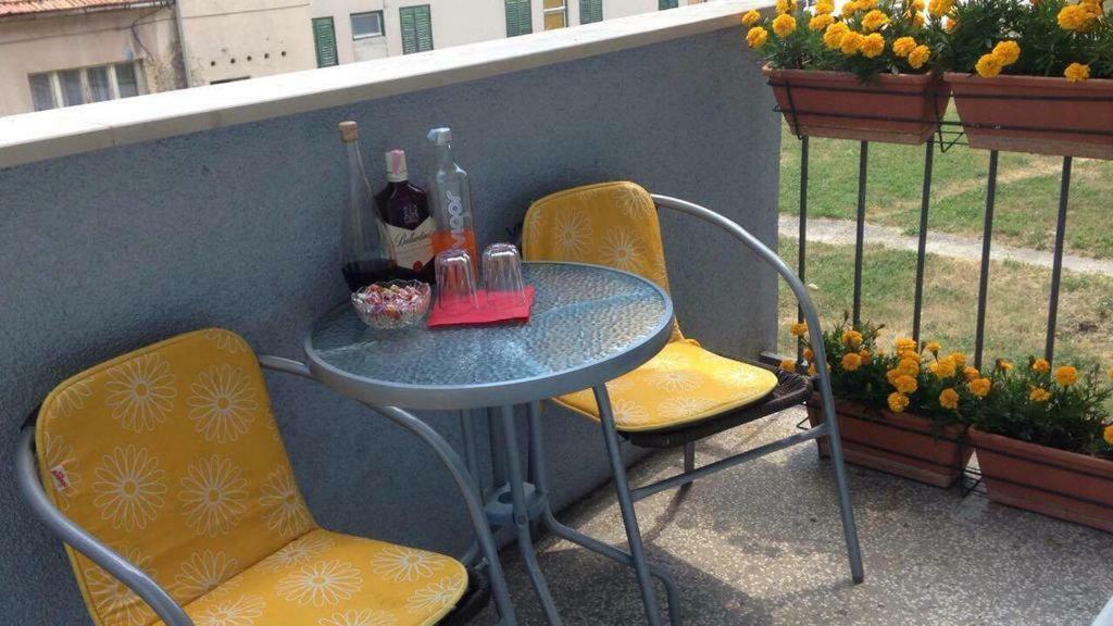 Apartment Ines Sinj Bagian luar foto
