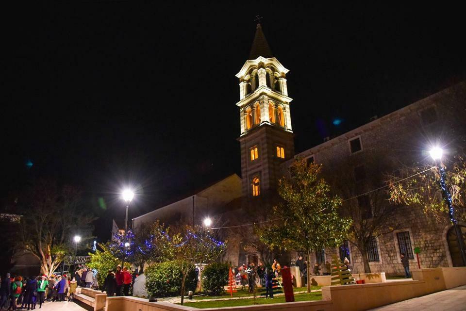 Apartment Ines Sinj Bagian luar foto